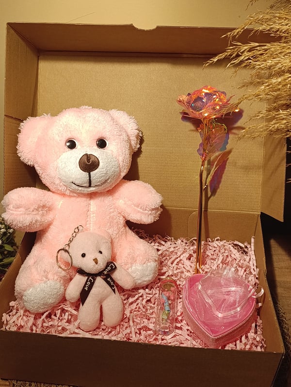 Pembe Ayıcık 25cm - Ayıcık Anahtarlık - Dilek Şişesi - Kalp Tüllü Kutu - Sonsuzluk Gülü Hediye Seti