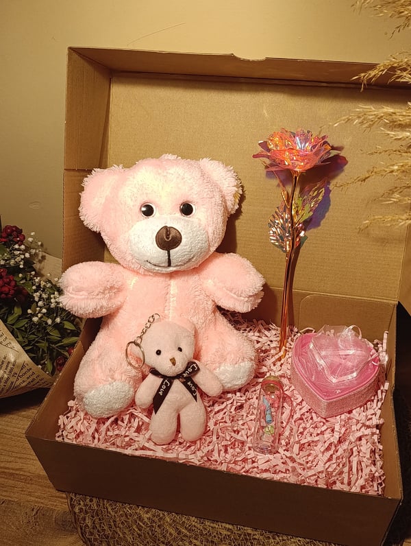 Pembe Ayıcık 25cm - Ayıcık Anahtarlık - Dilek Şişesi - Kalp Tüllü Kutu - Sonsuzluk Gülü Hediye Seti