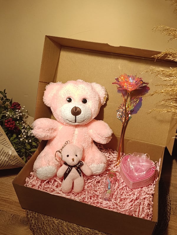 Pembe Ayıcık 25cm - Ayıcık Anahtarlık - Dilek Şişesi - Kalp Tüllü Kutu - Sonsuzluk Gülü Hediye Seti