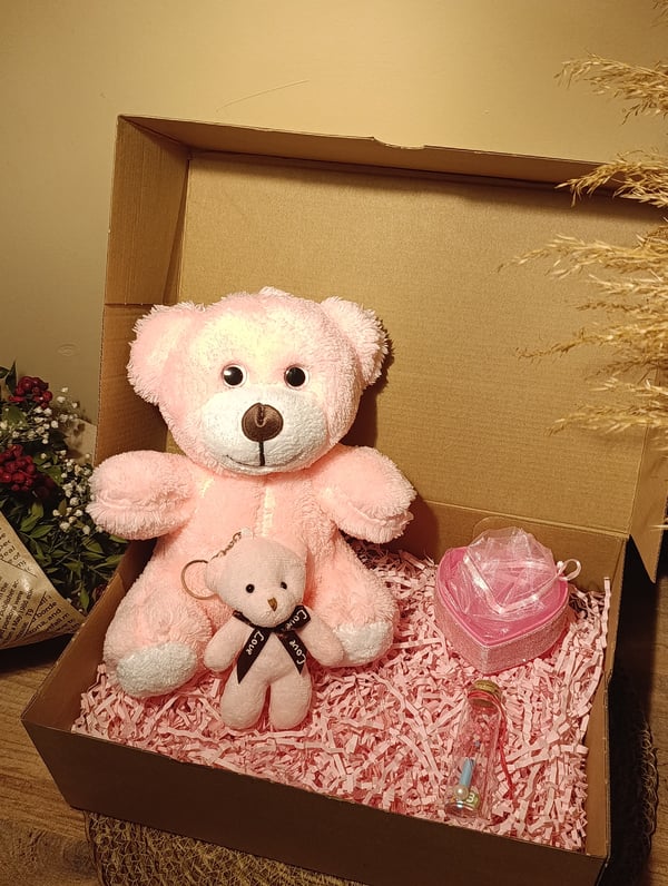 Pembe Ayıcık 25cm - Ayıcık Anahtarlık - Dilek Şişesi - Kalp Tüllü Kutu Hediye Seti