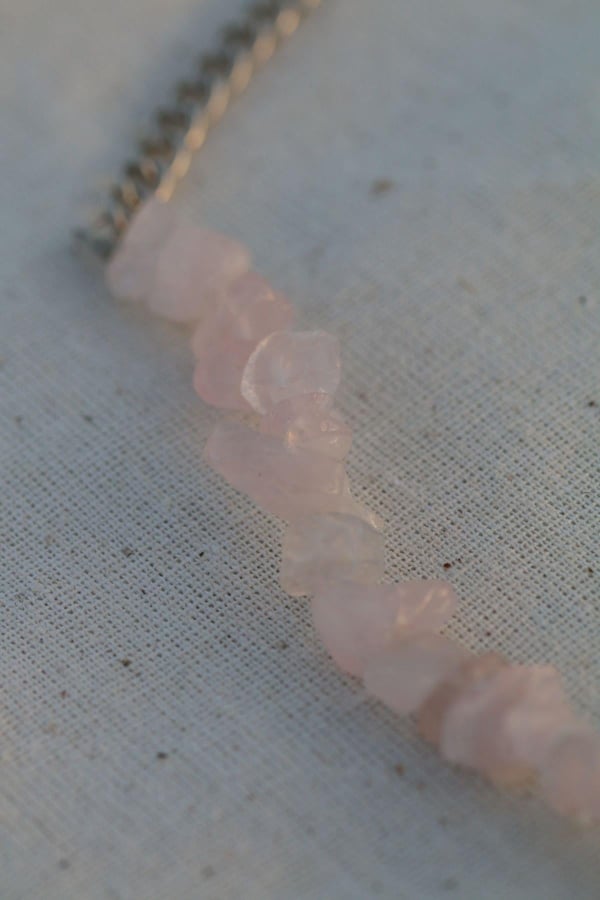 Pembe Kuvars Spiritüel Doğal Enerji Taşı Tam Döngü Kolye