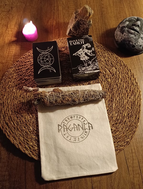Siyah Beyaz Tarot Destesi 78 Kart - Arındırma Kesesi Hediyeli