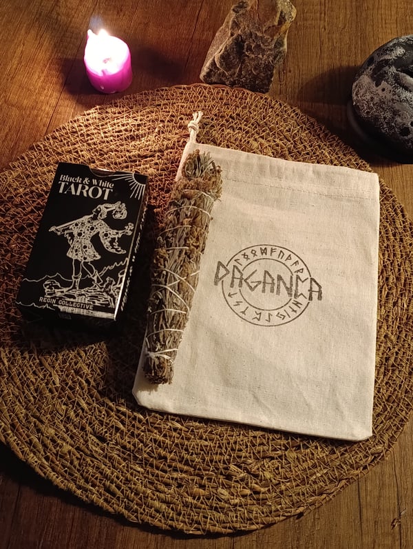 Siyah Beyaz Tarot Destesi 78 Kart - Arındırma Kesesi Hediyeli