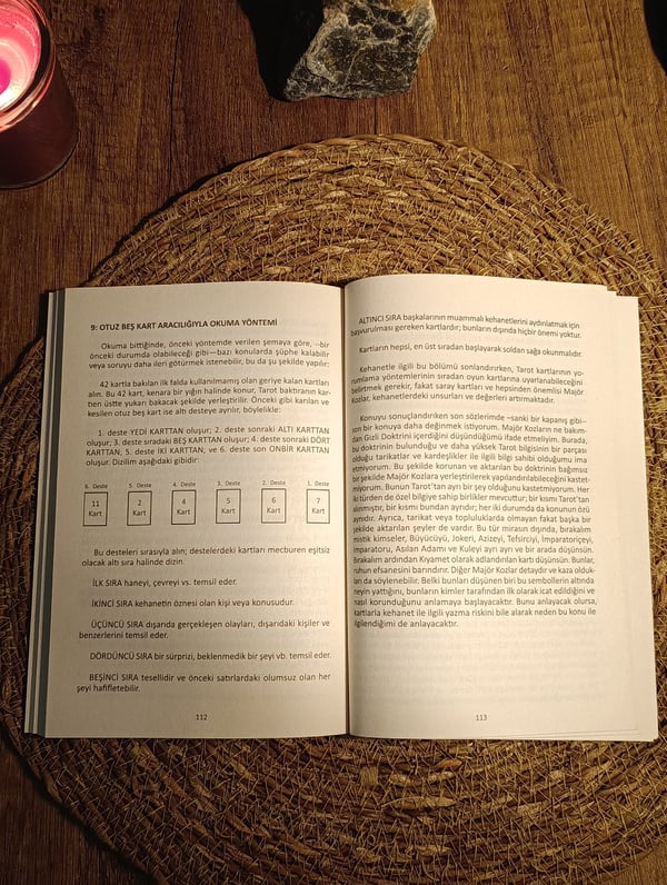 Tarot'un Resimli Anahtarı Rehber Kitabı