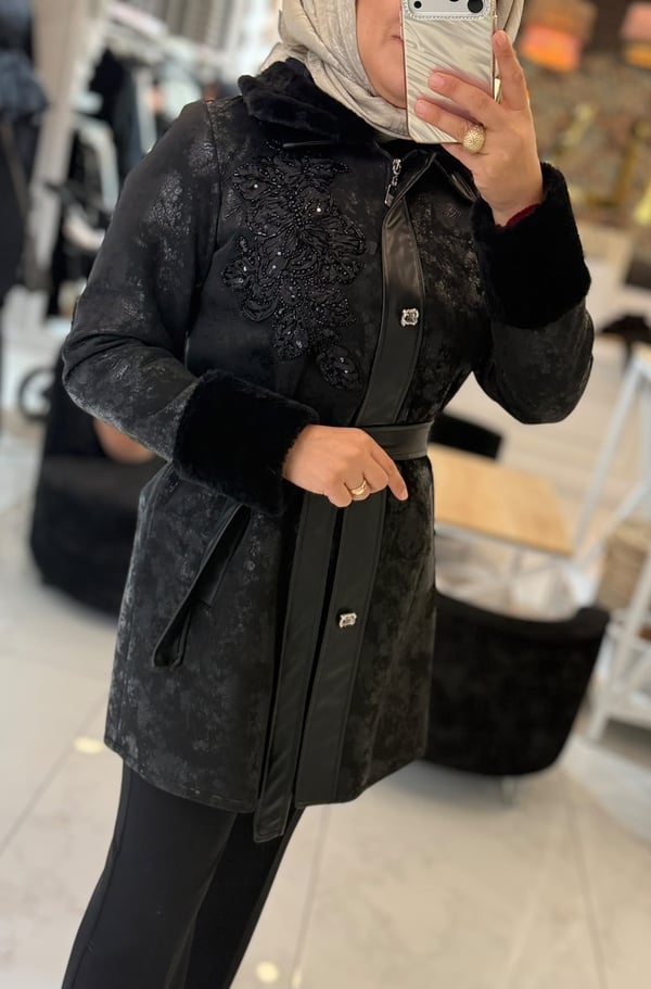 Selin Adam İşleme Detaylı Kaban 