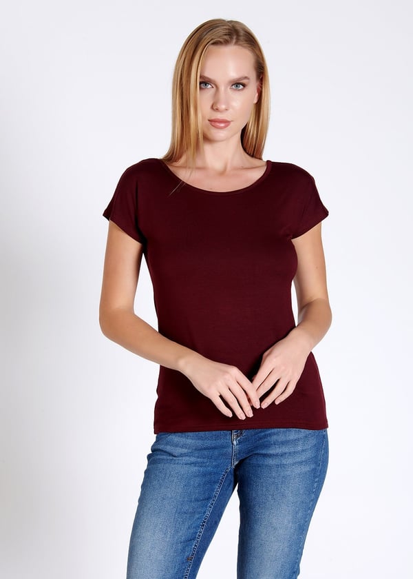 Sırtı V Dekolteli Kadın T-shirt