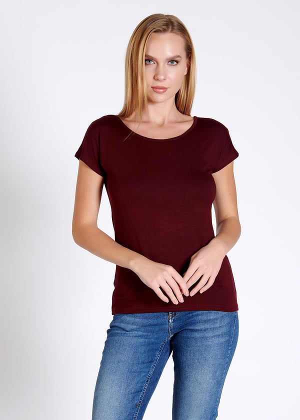 Sırtı V Dekolteli Kadın T-shirt
