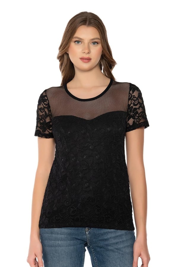 Dantelli ve Tül Detaylı Kadın T-shirt