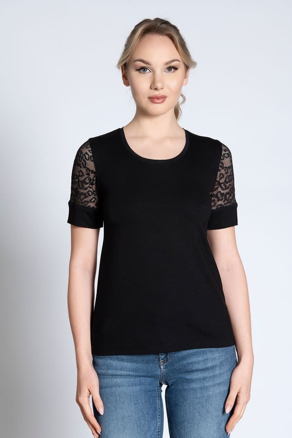 Bisiklet Yaka Kolları Dantelli ve Manşetli Kadın Tshirt