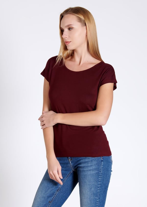 Sırtı V Dekolteli Kadın T-shirt