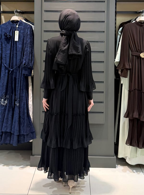 KEMERLİ ŞİFON ELBİSE SİYAH