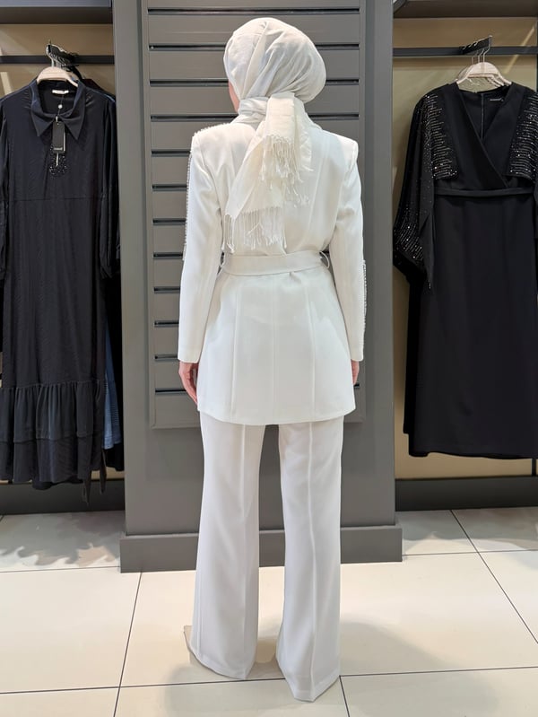 TAŞ DETAY BLAZER TAKIM EKRU