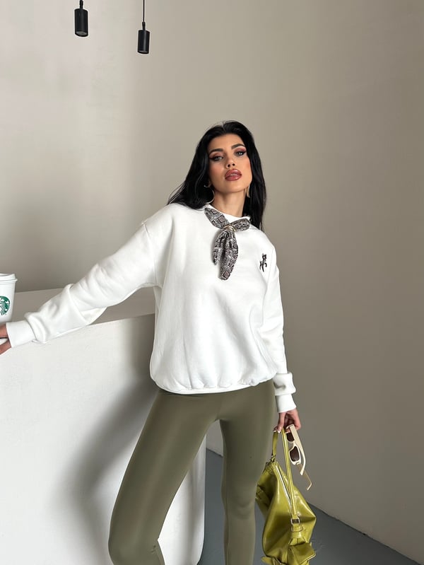 Fularlı Basit Sweaters Krem