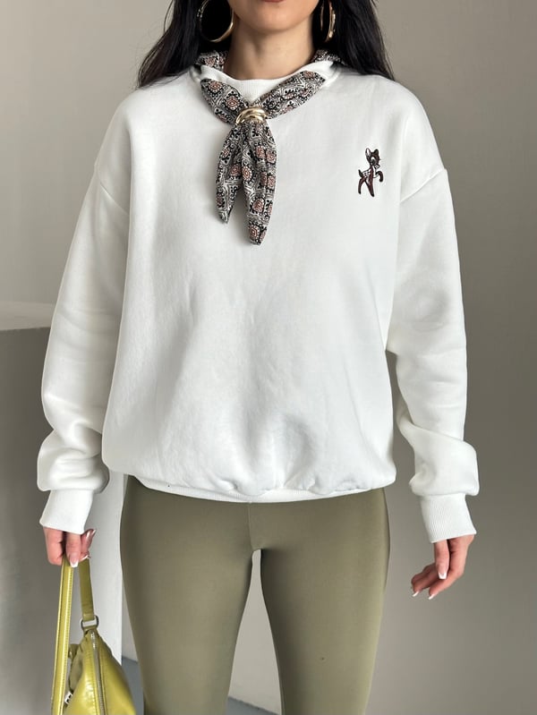 Fularlı Basit Sweaters Krem