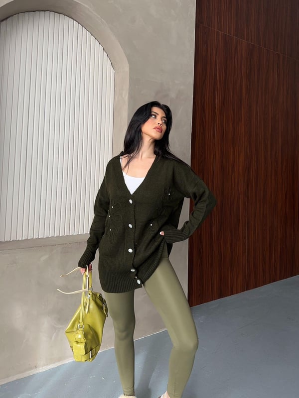 Kristal Düğme Ve Süzene Detaylı Triko Hırka Oversize Haki