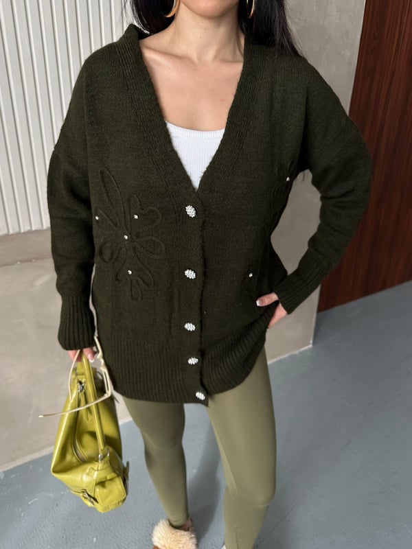 Kristal Düğme Ve Süzene Detaylı Triko Hırka Oversize Haki