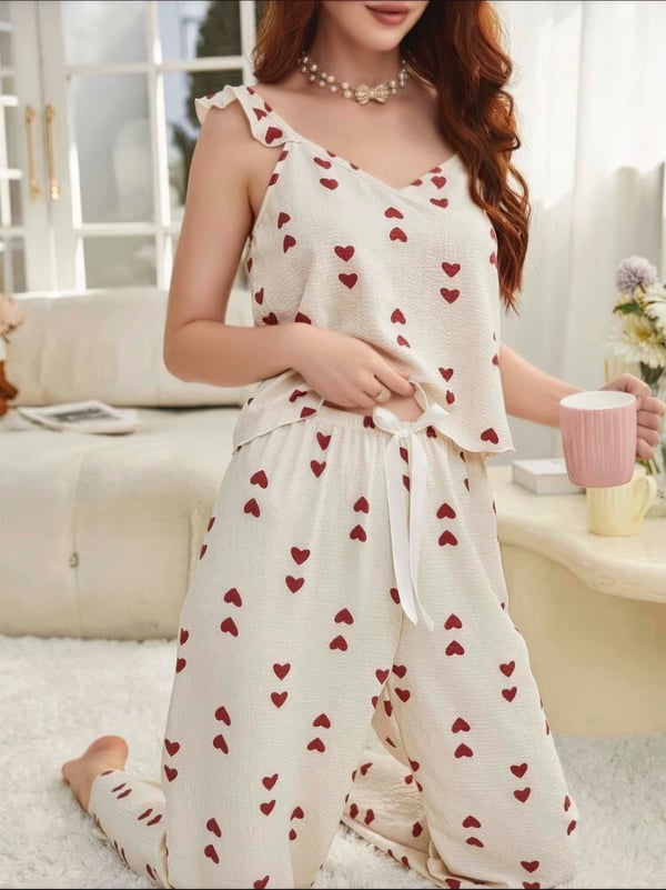 Kadın Ekru Kırmızı Kalp Desenli Yumuşak Pamuklu Uzun Pijama Takımı 5136