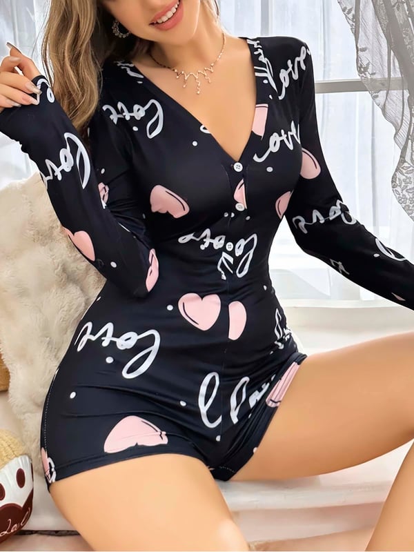 Kadın Siyah Kalp Desenli Love Yazılı Pijama Tulumu