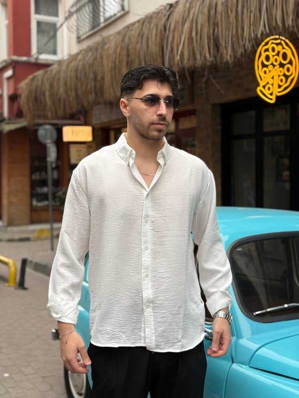 Beyaz Göbiş Keten Gömlek
