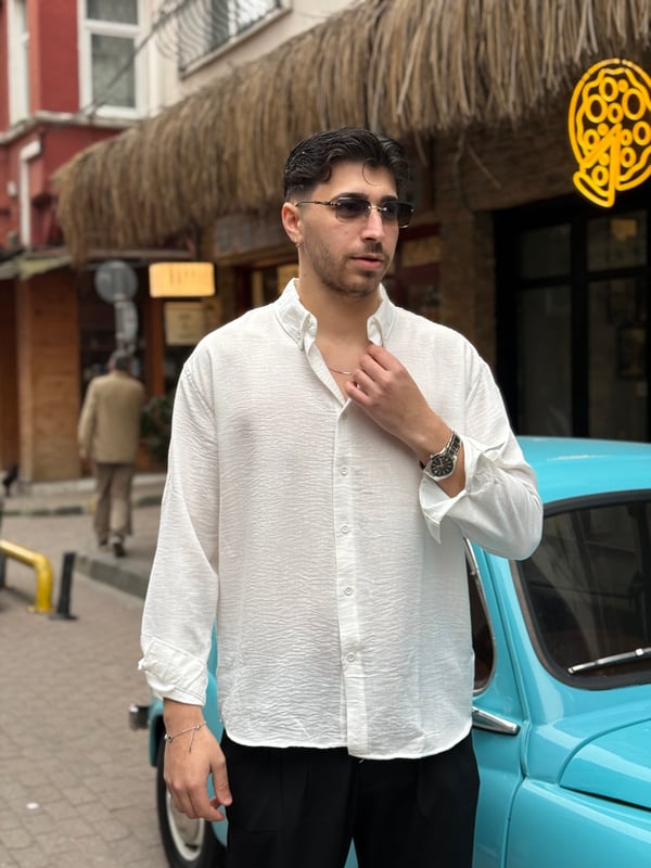 Beyaz Göbiş Keten Gömlek