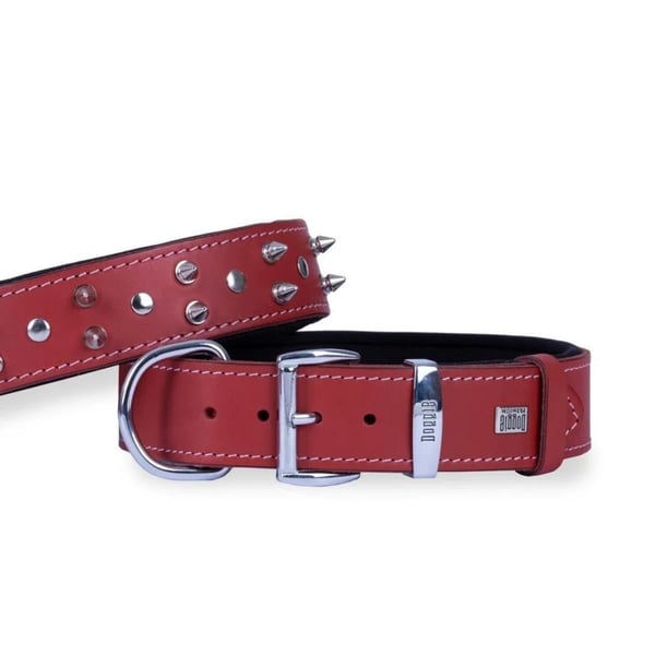 DOGGİE KONFOR DERİ ÇİVİLİ BOYUN TASMASI KIRMIZI 3X42-50CM
