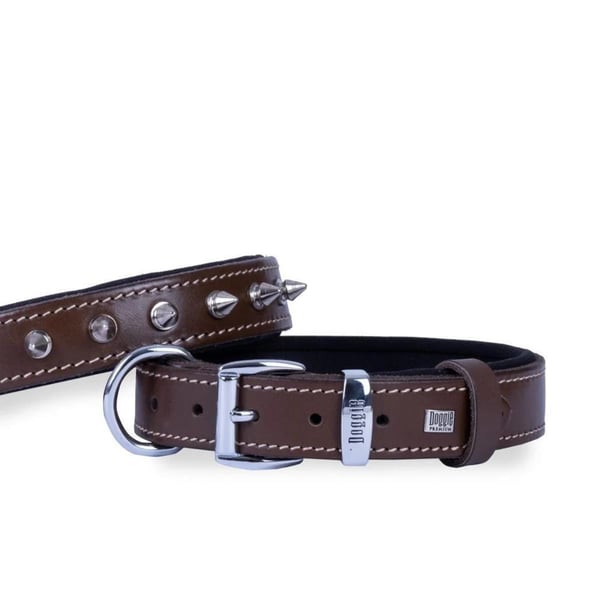 DOGGİE KONFOR DERİ ÇİVİLİ BOYUN TASMASI KAHVE 3,5X52-60CM
