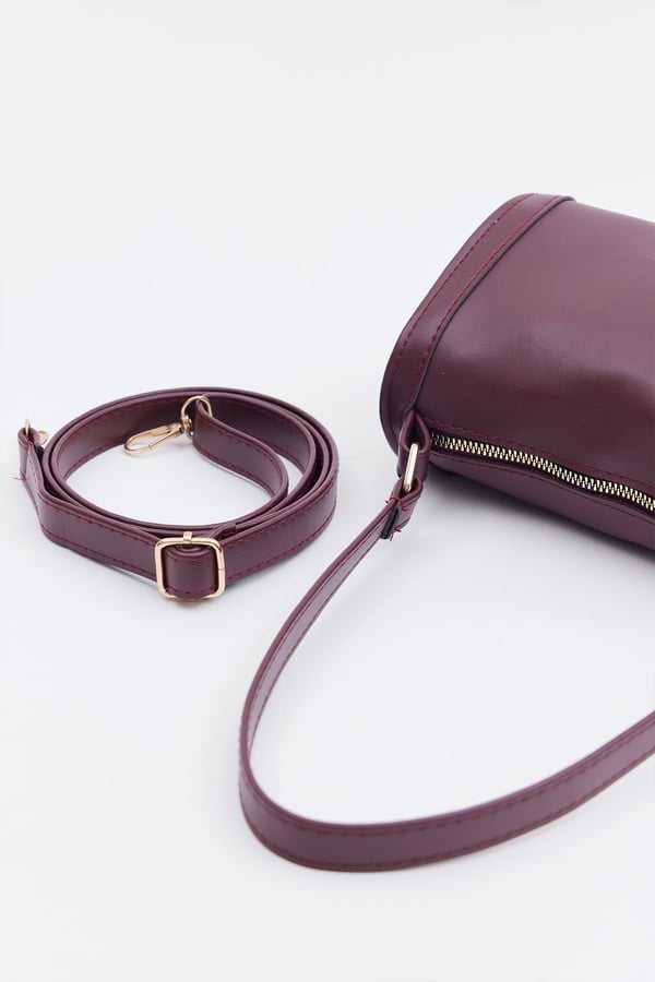 Bordo D47 Tek Bölmeli Ayarlanabilir Askılı Günlük Minimal Baget El ve Omuz Kadın Çantası