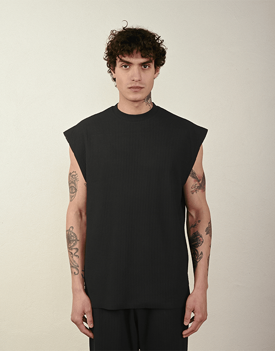 Siyah Sıfır Kol T-shirt