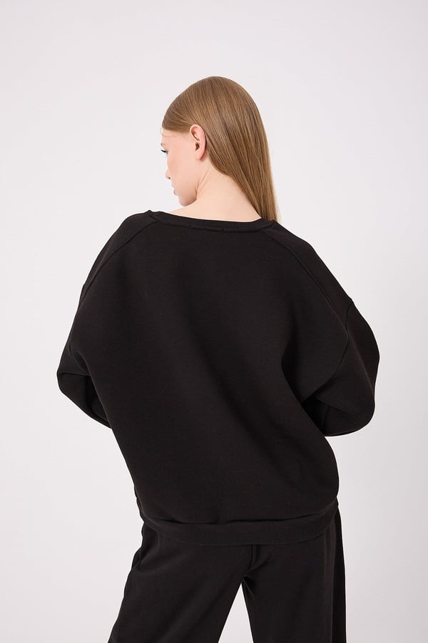 overswtshrtkadin-oversize-uc-iplik-ici-b3a-1e.jpg