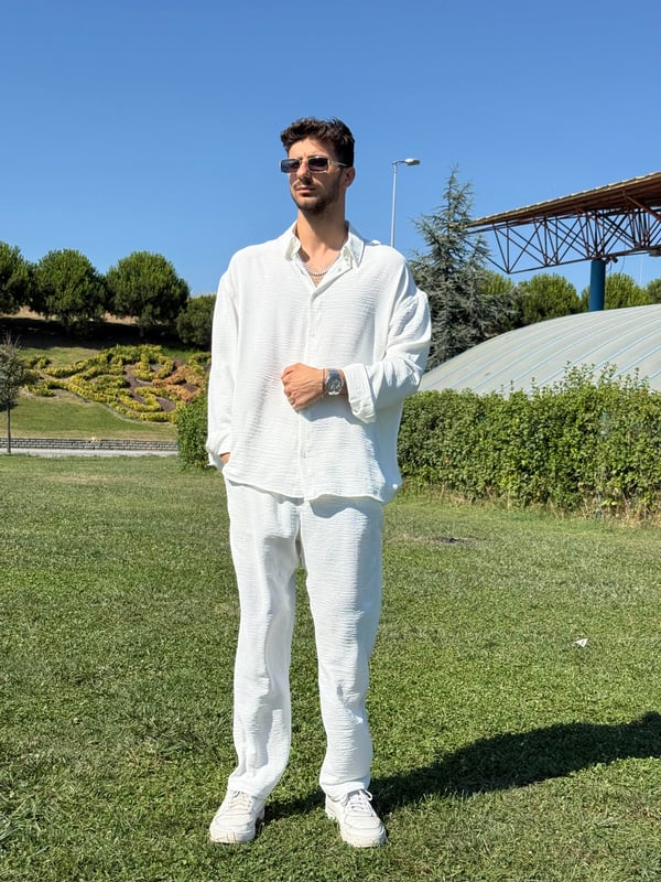 Oversize Yırtmaçlı Ayrobin Gömlek Beyaz