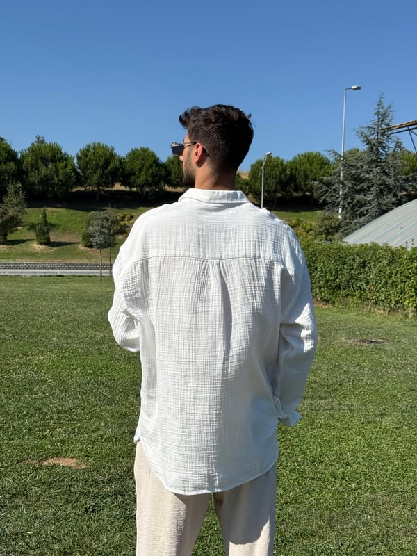 Oversize Yırtmaçlı Müslin Gömlek Ekru