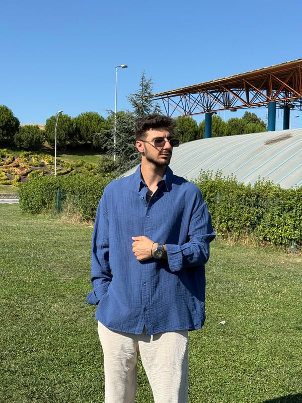 Oversize Yırtmaçlı Müslin Gömlek İndigo