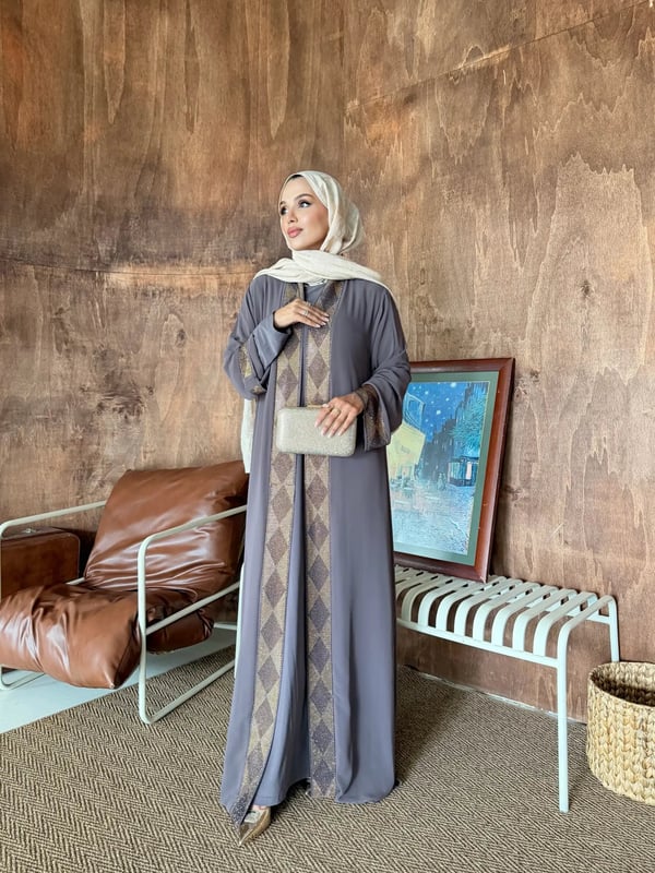 Özlem Abiye Vizon