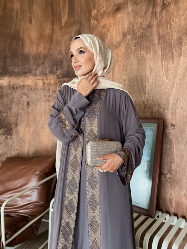 Özlem Abiye Vizon