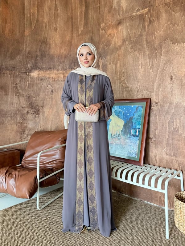 Özlem Abiye Vizon