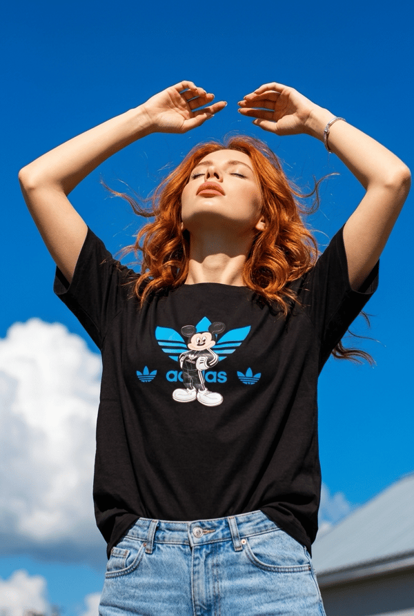 ADİDS Mickey Mouse Detaylı Oversize Basic T-Shirt - SİYAH 