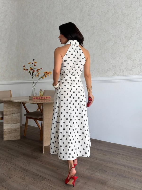 26Y5324 HALTER YAKA KLOŞ ETEKLİ PUANTİYELİ ELBİSE