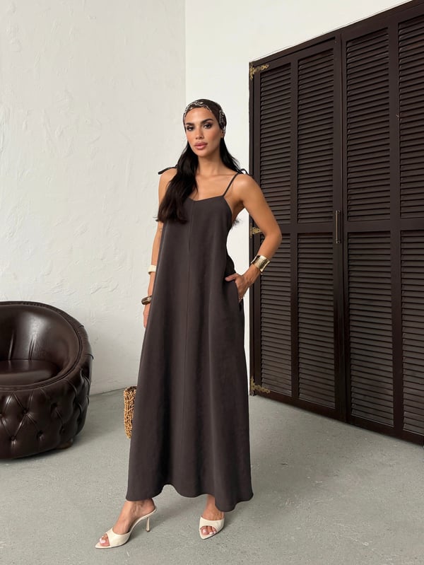 26Y5349 ASKILI SIRT DETAY ELBİSE