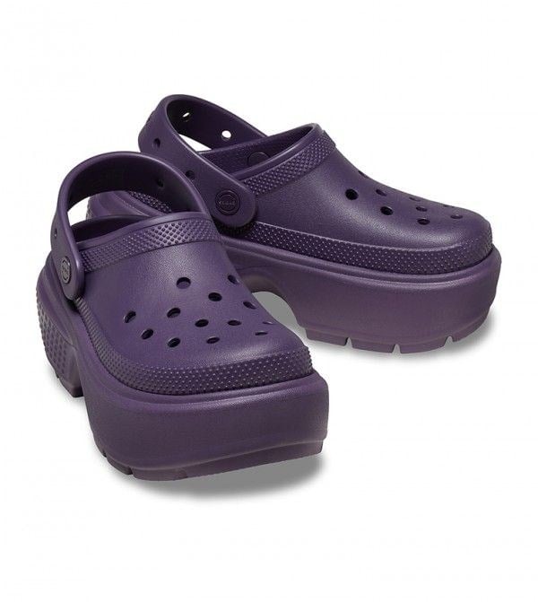 CROCS STOMP CLOG YÜKSEK TOPUKLU KADIN TERLİK 209347