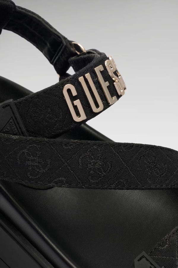 GUESS FETTA KADIN SANDALET FLJFTTFAL03