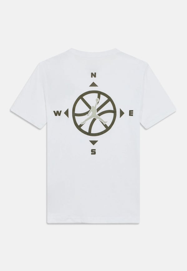 NIKE JORDAN COMPASS JUMPMAN ERKEK ÇOCUK TİŞÖRT 95F542