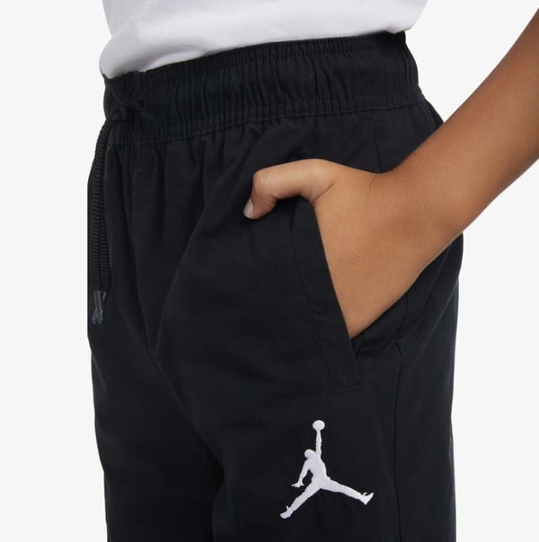 NIKE JORDAN ESSENTIALS WOVEN PANT SİYAH ERKEK ÇOCUK EŞOFMAN ALTI 95C845