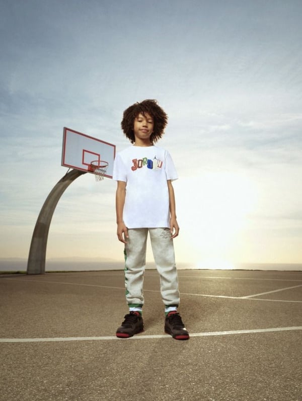 NIKE JORDAN JDB JORDAN SIGNATURE SS TEE ERKEK ÇOCUK TİŞÖRT