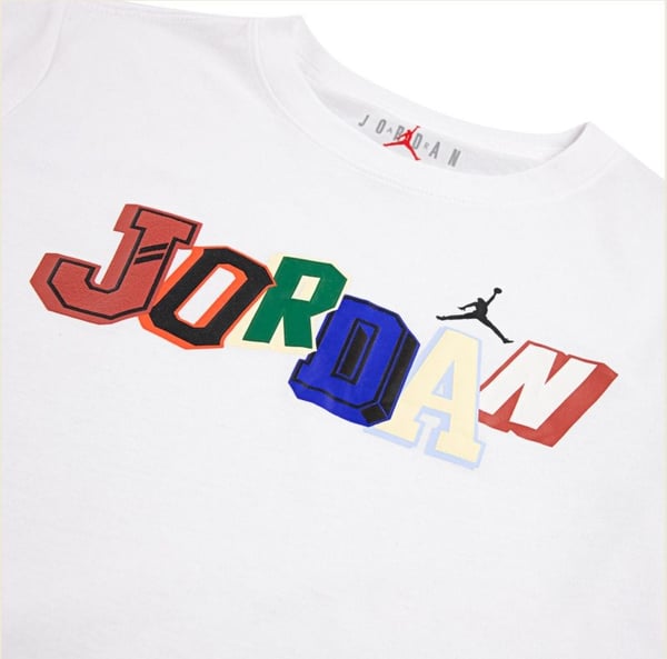 NIKE JORDAN JDB JORDAN SIGNATURE SS TEE ERKEK ÇOCUK TİŞÖRT