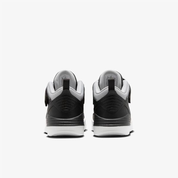 NIKE JORDAN MAX AURA 5 (PS) BASKETBOL ÇOCUK SPOR AYAKKABI