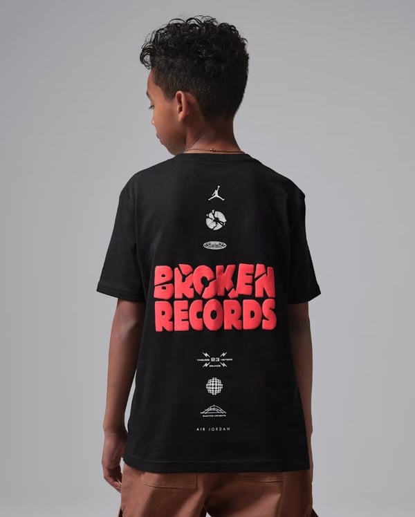 NIKE JORDAN MJ BROKEN RECORDS TEE ERKEK ÇOCUK TİŞÖRT 95F628