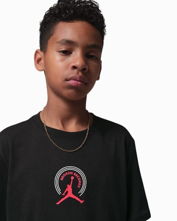 NIKE JORDAN MJ BROKEN RECORDS TEE ERKEK ÇOCUK TİŞÖRT 95F628