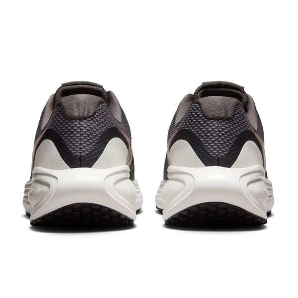 Nike Revolution 8 Kadın Koşu Ayakkabısı HJ8485