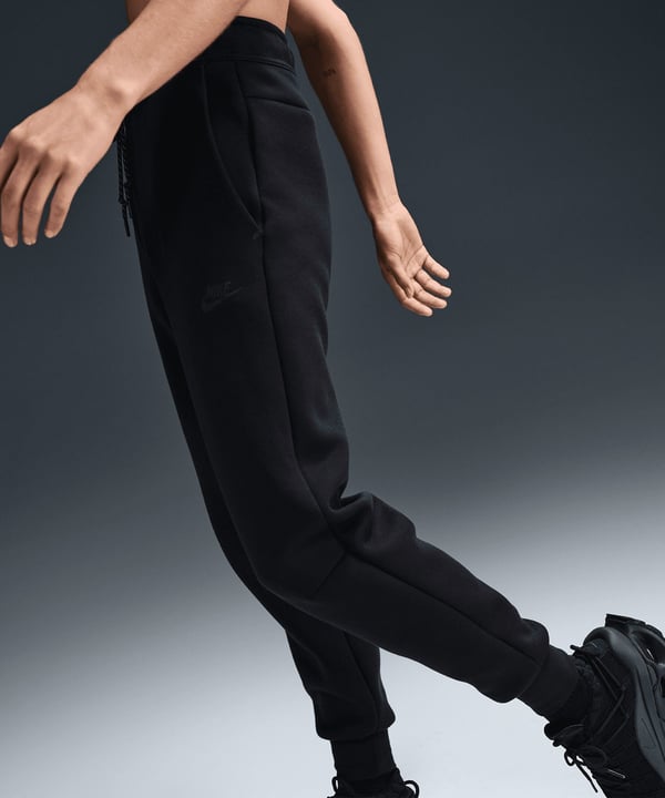 Nike Sportswear Tech Fleece Mid-Rise Sweatpants Kadın Eşofman Altı HV6779