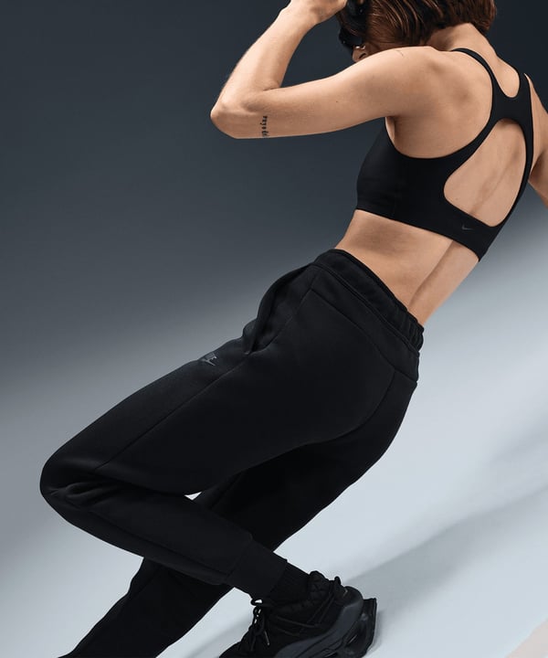 Nike Sportswear Tech Fleece Mid-Rise Sweatpants Kadın Eşofman Altı HV6779